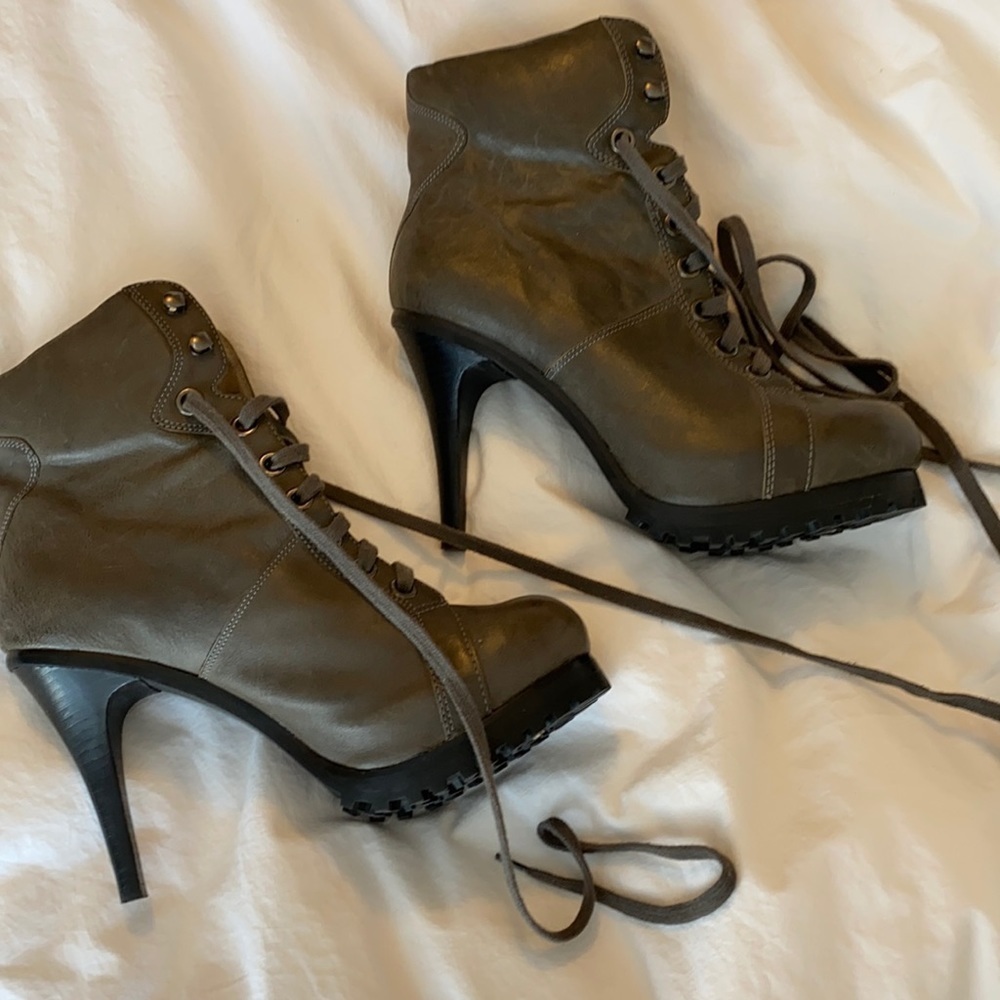 Levity Janey Platform Stiletto Boots Sz 9 Army Green - Picture 2 of 7